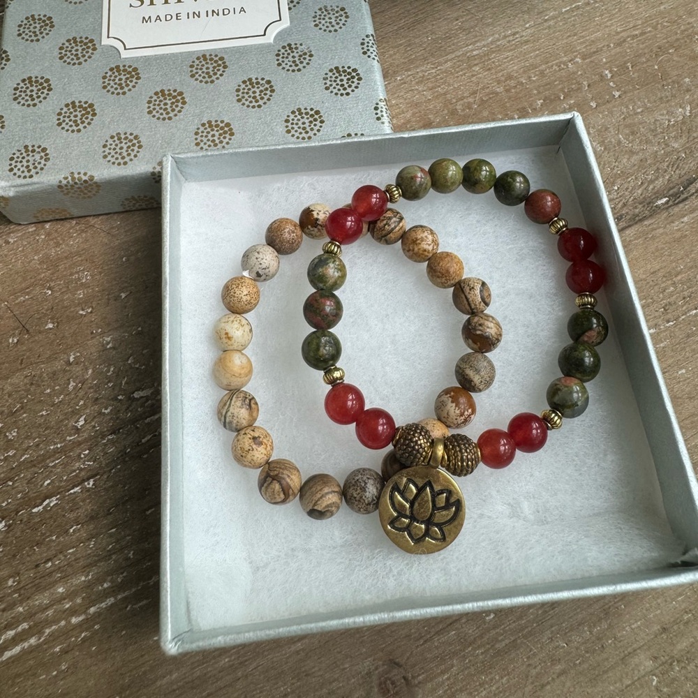 Shivam Lotus Flower Bracelets